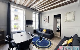 44 - Pretty 2 Bdr Flat In Paris